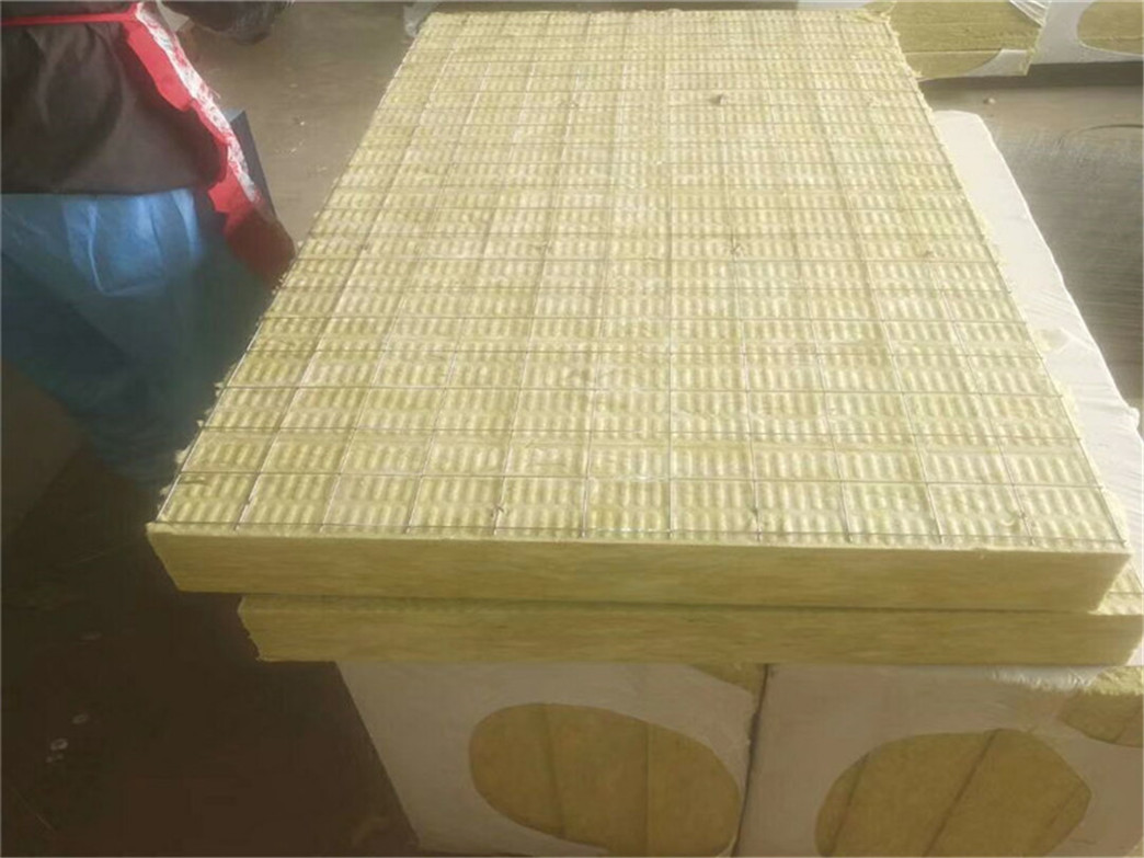 德州巖棉復(fù)合板 廠(chǎng)家